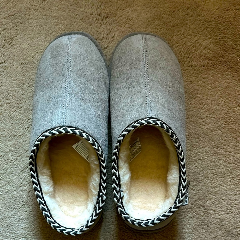Women’s Bearpaw Tabitha slipper - brand new